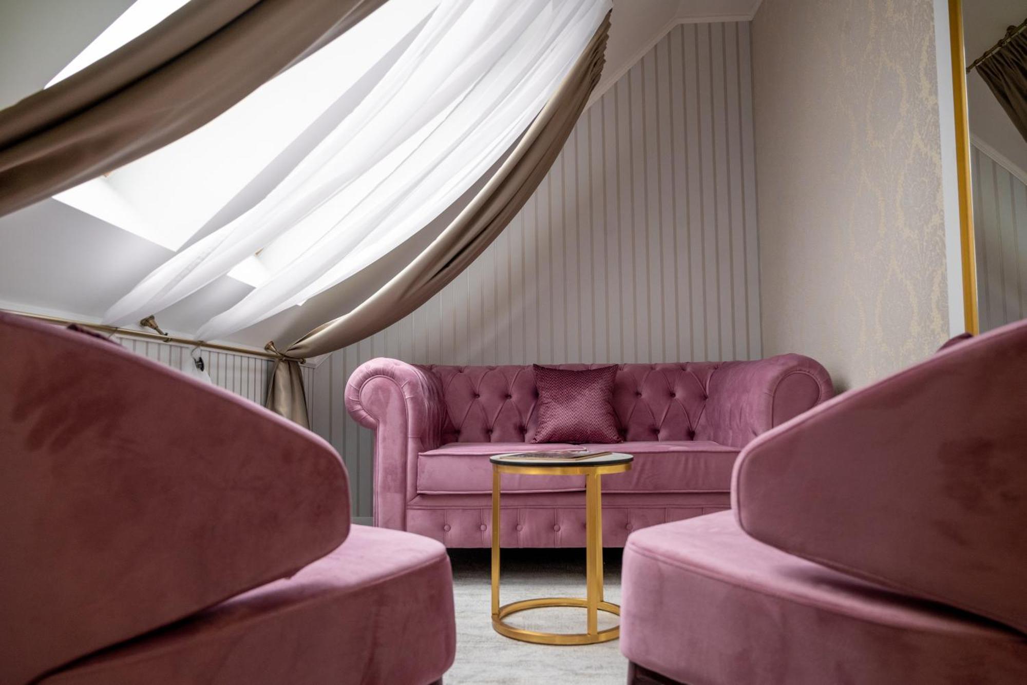 Queen Palace Hotel Novi Sad